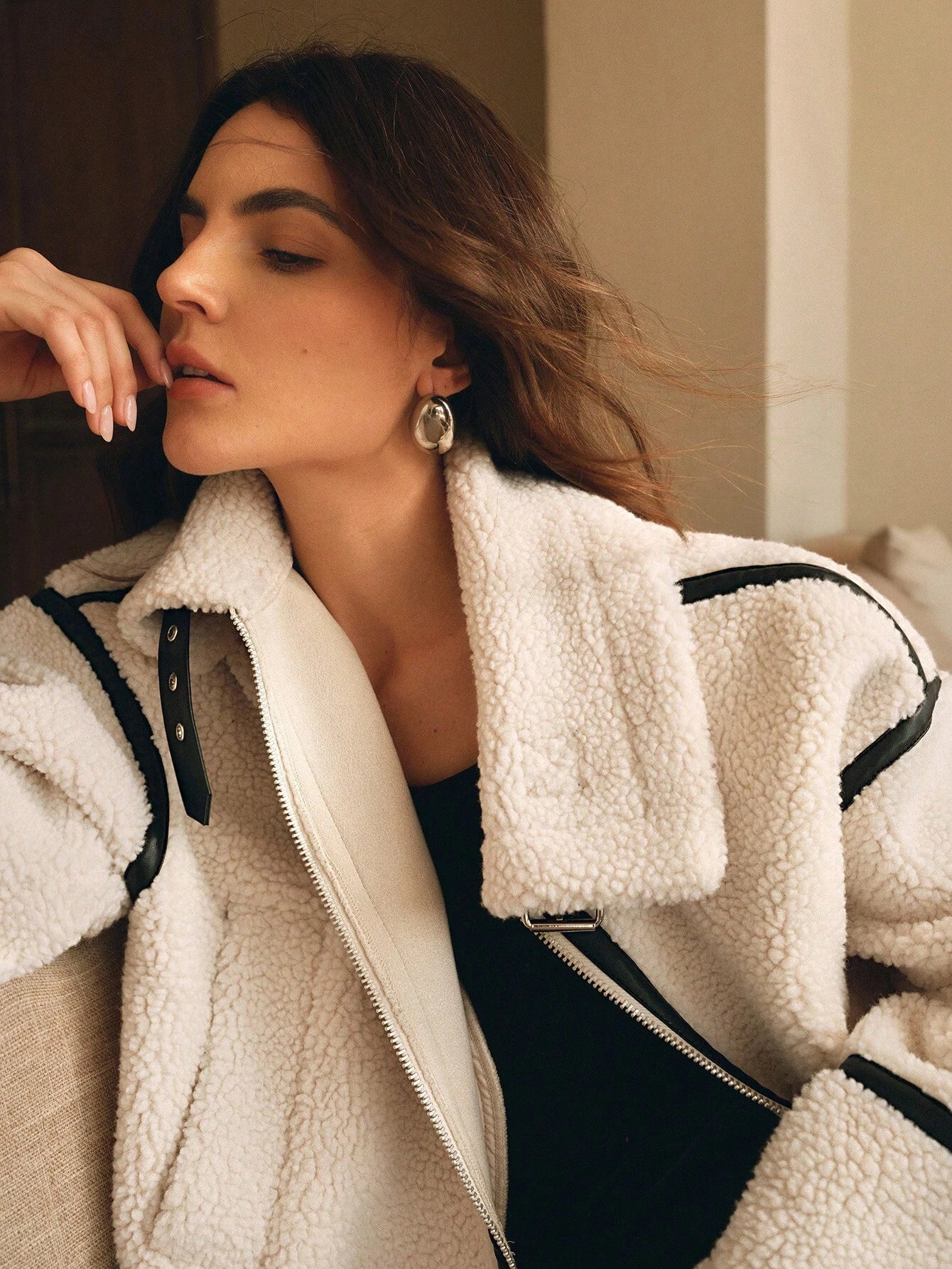 Auréline płaszcz – miękkie ciepło z nutą luksusu