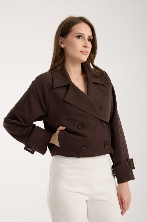 Celina Trench – Cropped. Nowoczesna. Z klasą.