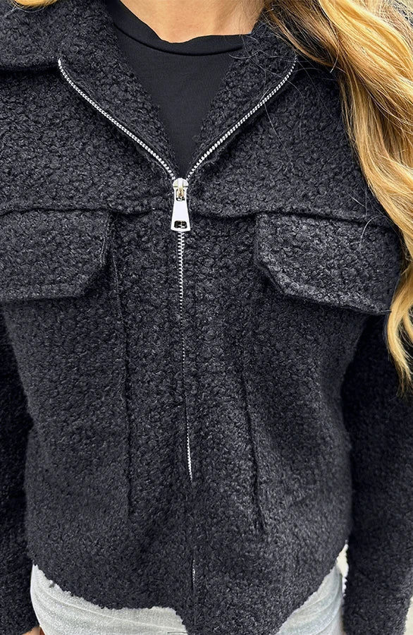 Liora Katana – Ponadczasowa klasa w nowoczesnym wydaniu