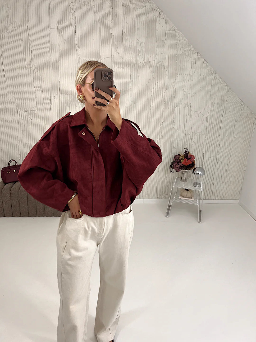 Mira Suede – Nowoczesna. Miękka. Ponadczasowa.