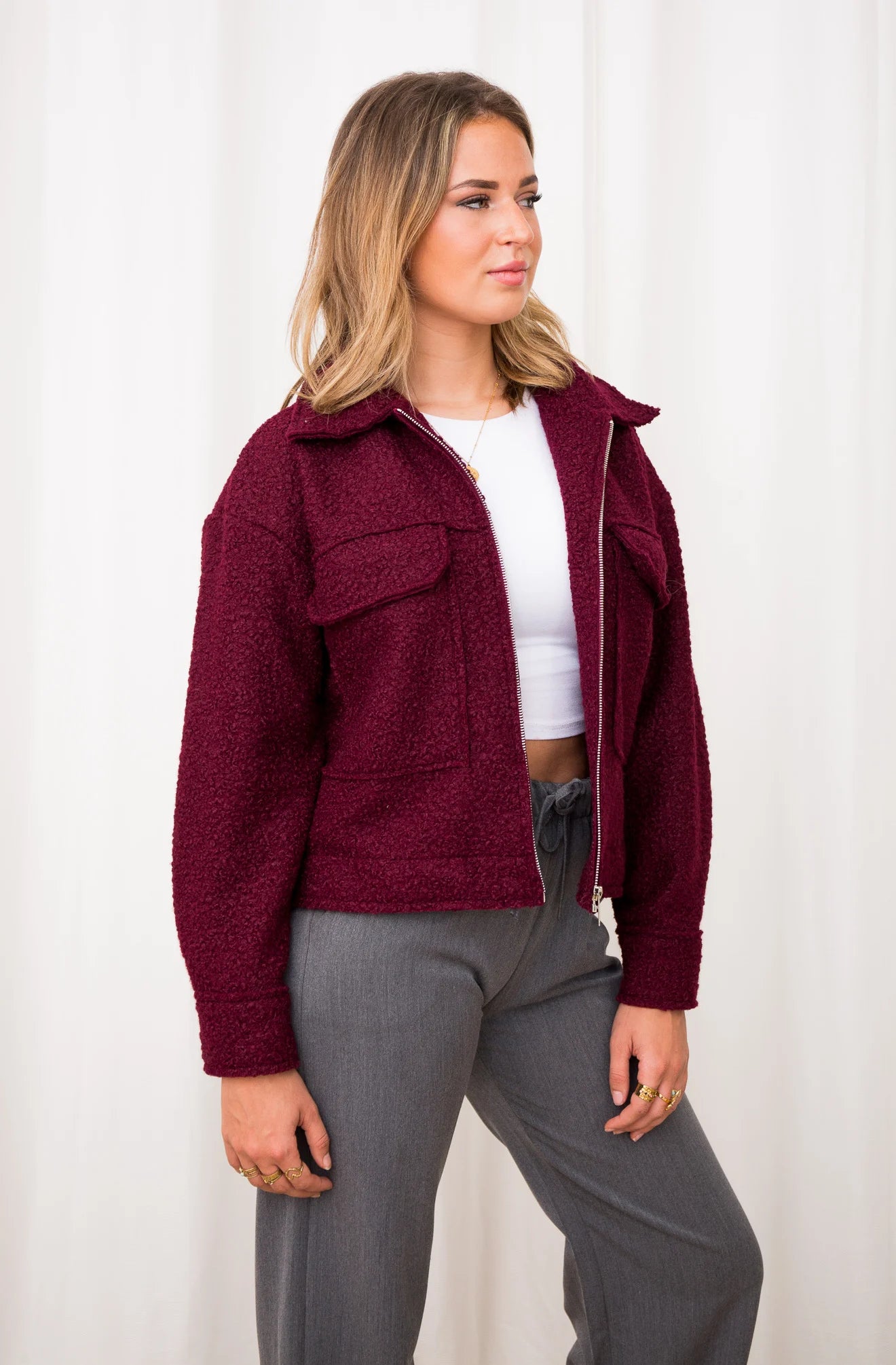 Liora Katana – Ponadczasowa klasa w nowoczesnym wydaniu