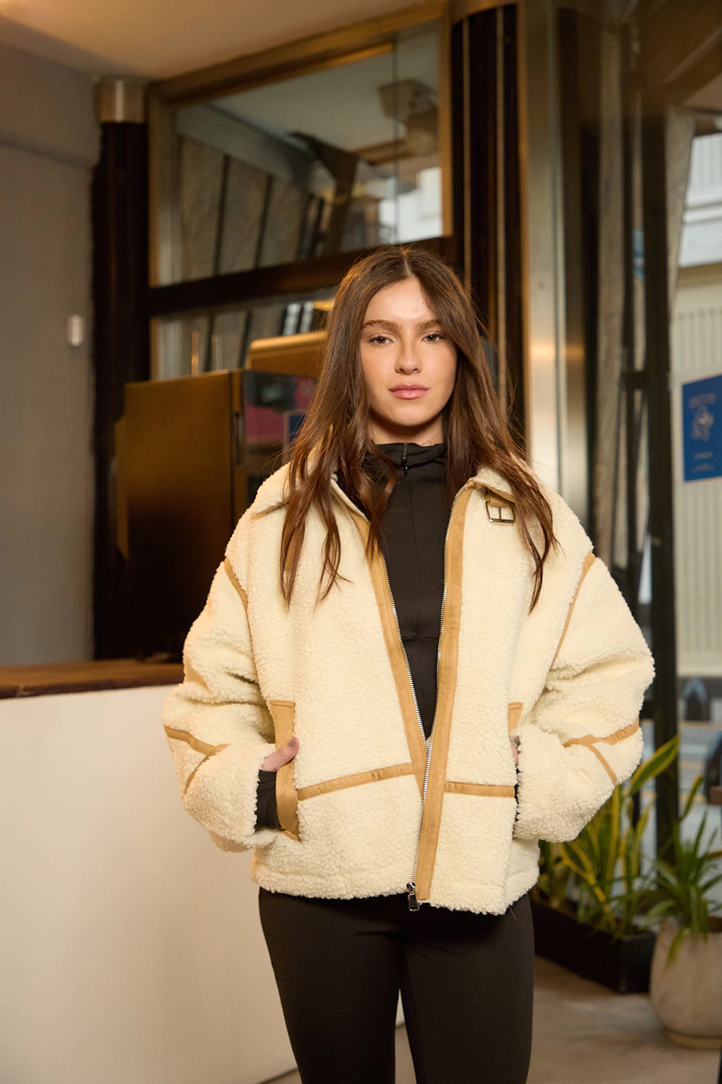 Auréline płaszcz – miękkie ciepło z nutą luksusu